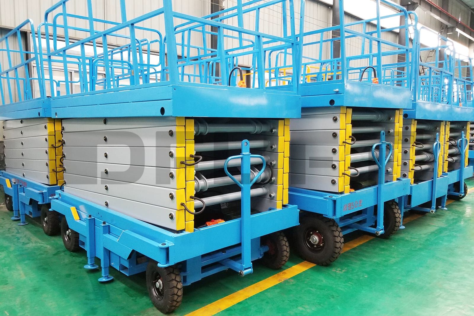 Towable Scissor Lifts 1