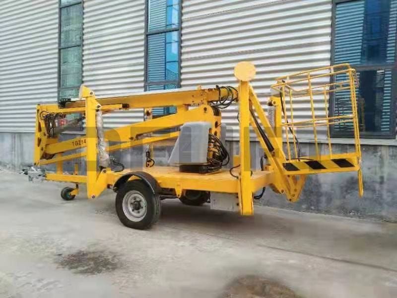 Towable boom lift ()