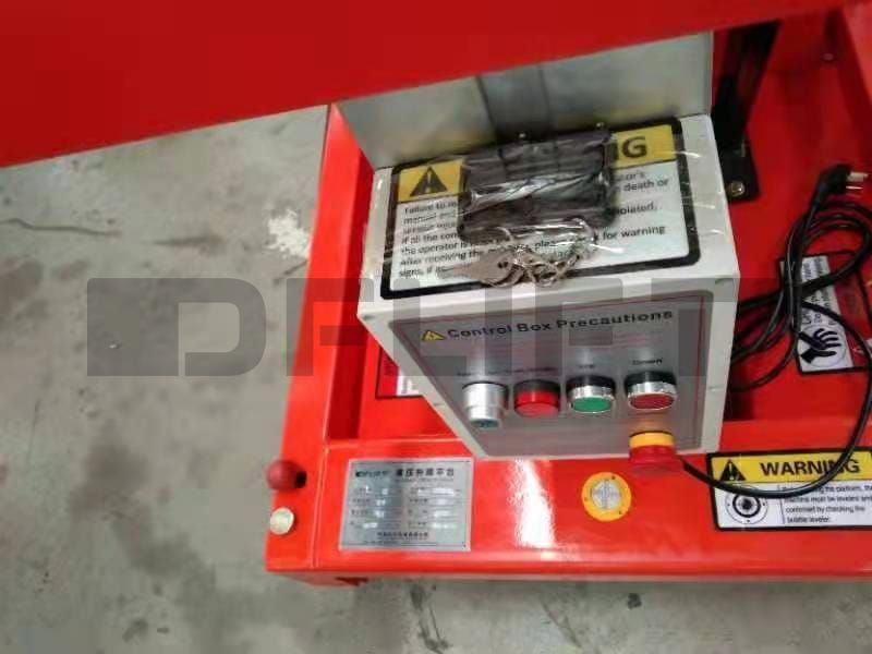 Aluminum mast lift