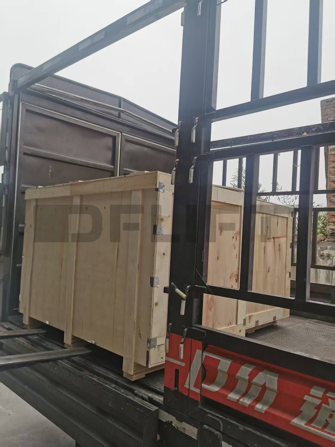 delivery of stationary scissor lift platform