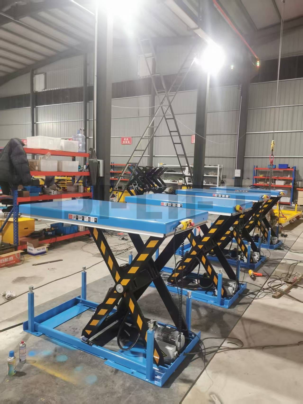 stationary scissor lift 2