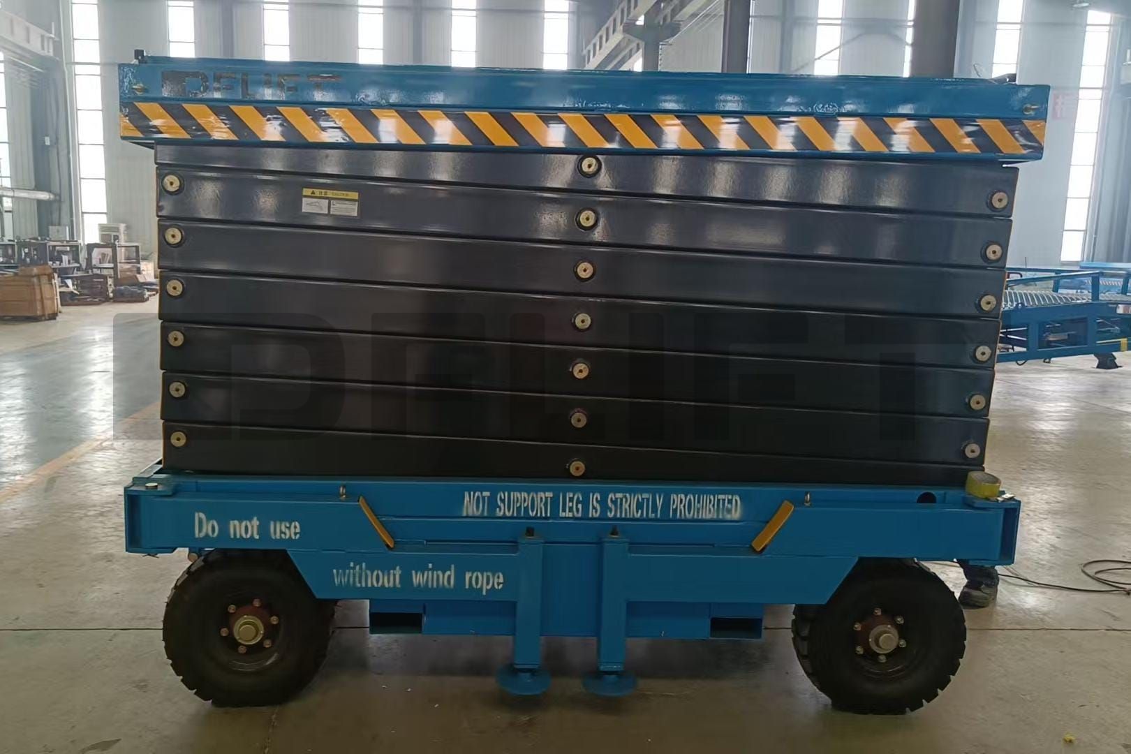 towable کینچی لفٹ