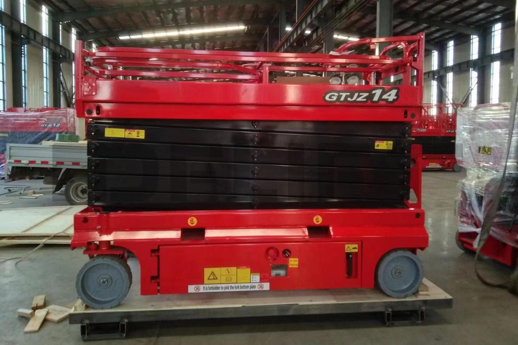 GTJZ14 Self Propelled Scissor Lift