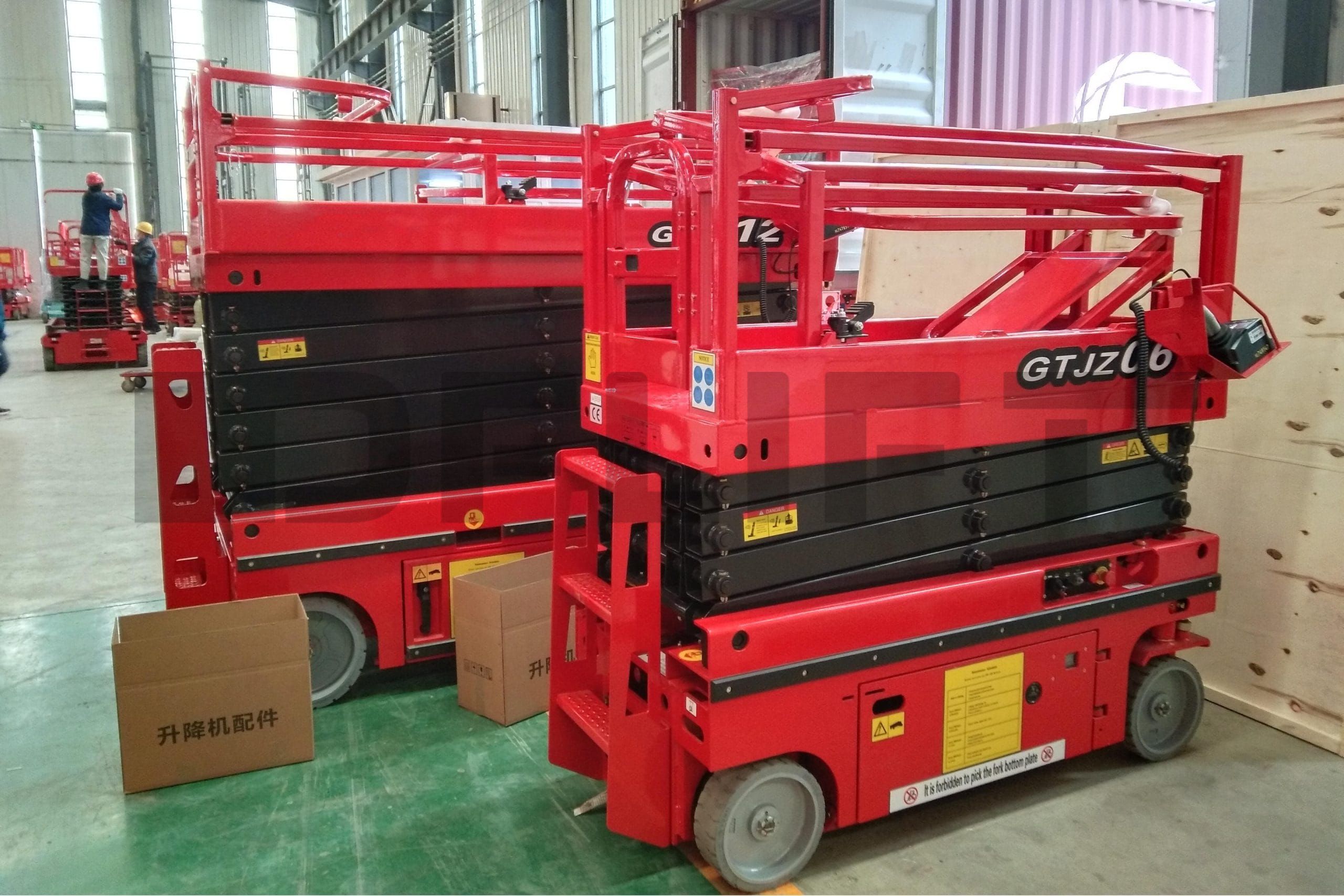 Self Propelled Scissor Lift 5 scaled