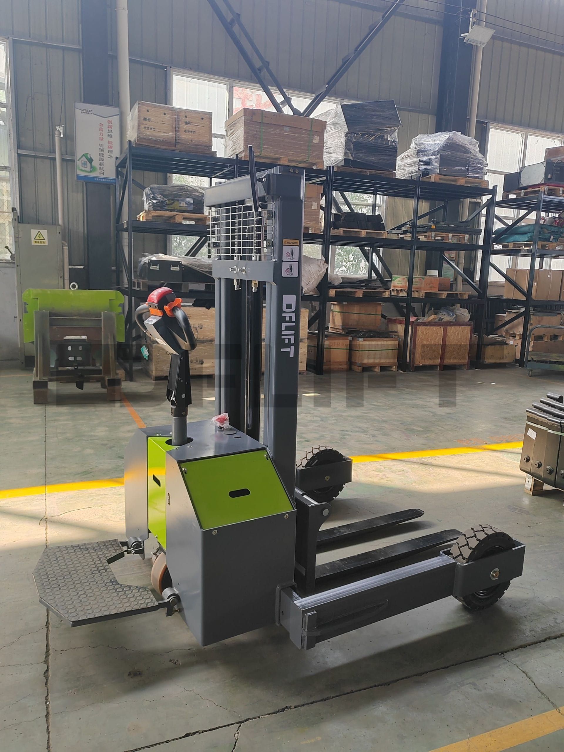 electric forklift 7 scaled