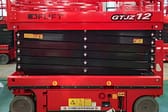 self propelled scissor lift 4