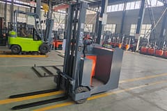 electric pallet stacker scaled