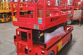 self propelled scissor lift 1