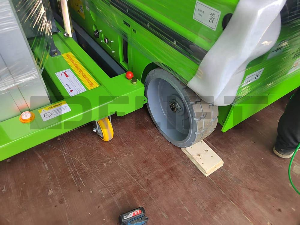 Self Propelled Scissor Lifts2