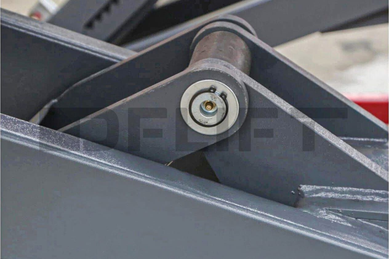 Oil Injection Hole