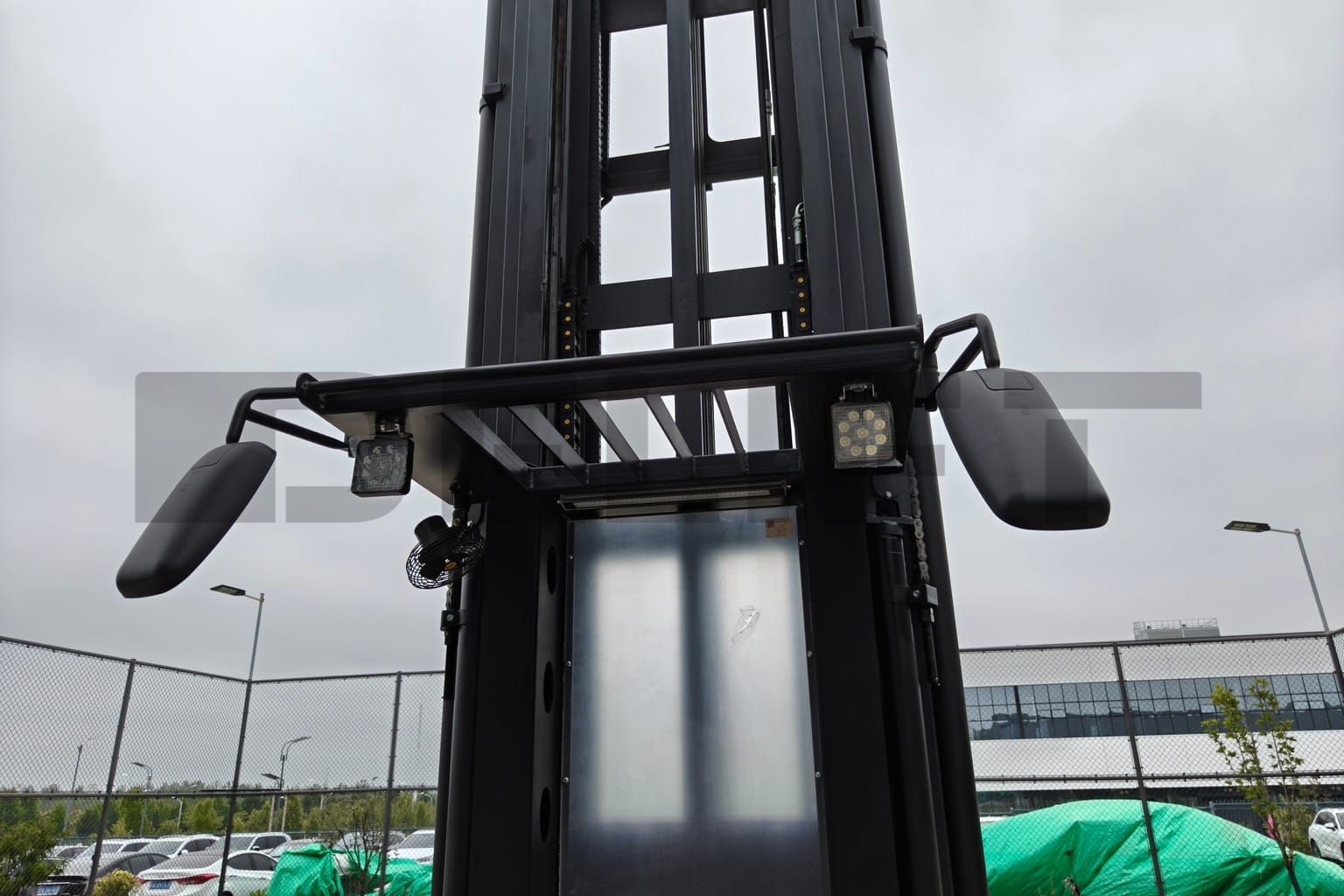 Mast Assembly